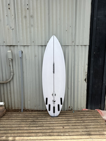 Bandit 5'6" x 18.63 X 2.31 - 24.90L, 5x  Futures Fin Boxes, PU - ID:1130542