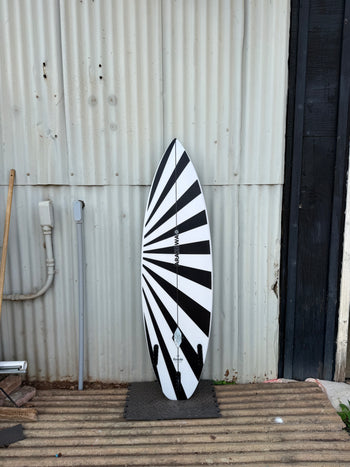 Remedy 5'10" x 18.65 X 2.38, Squash, 3x  Futures Fin Boxes, EPS - ID:1141274