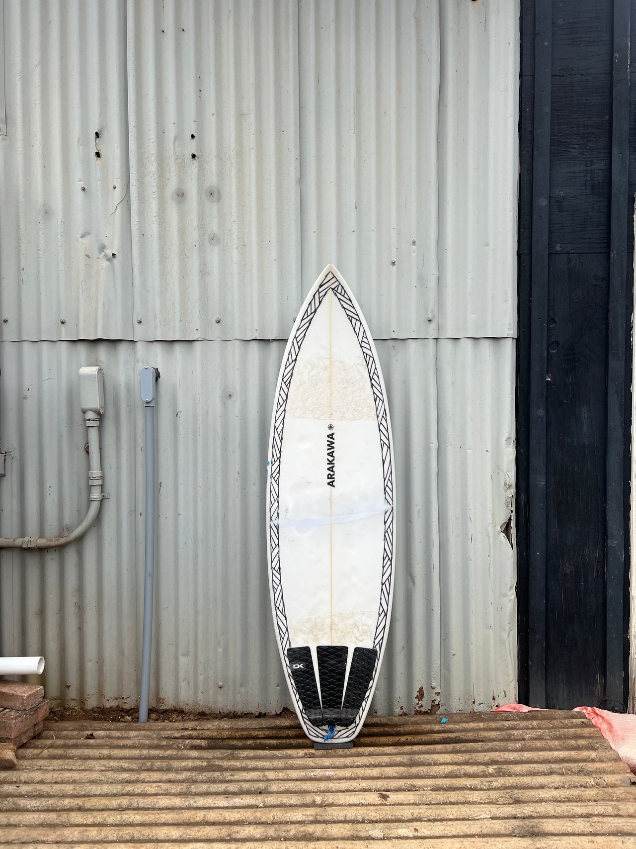 Bandit 5'8" x 19.0 X 2.44, Squash, 5x  Futures Fin Boxes, PU [Average] - ID:884693