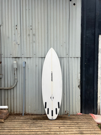 Bandit 5'8" x 19.0 X 2.44, Squash, 5x  Futures Fin Boxes, PU [Average] - ID:884693