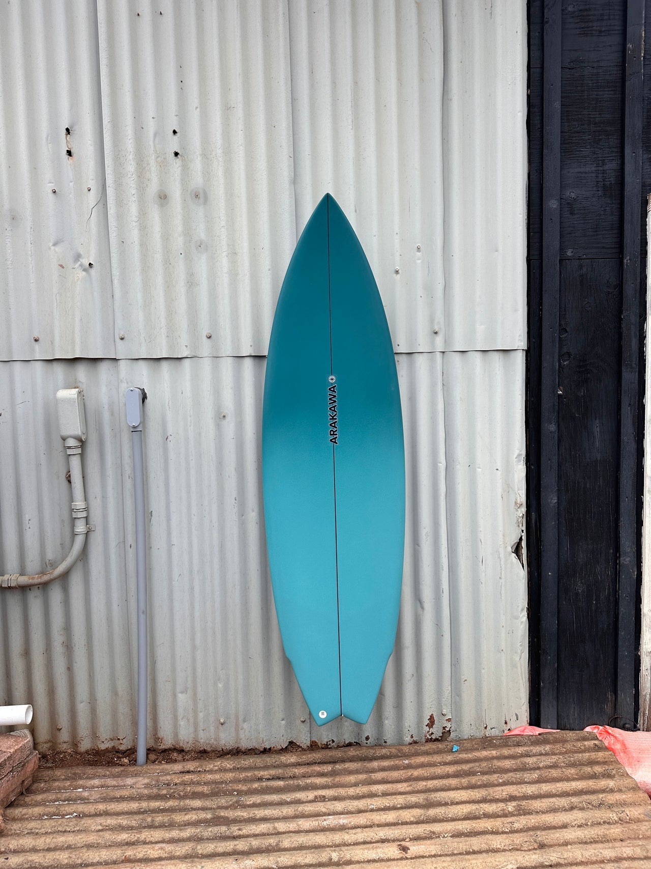 HP Twin 5'11" x 19.75 X 2.56, Wing Swallow, 2x  Futures Fin Boxes, PU - ID:1123789